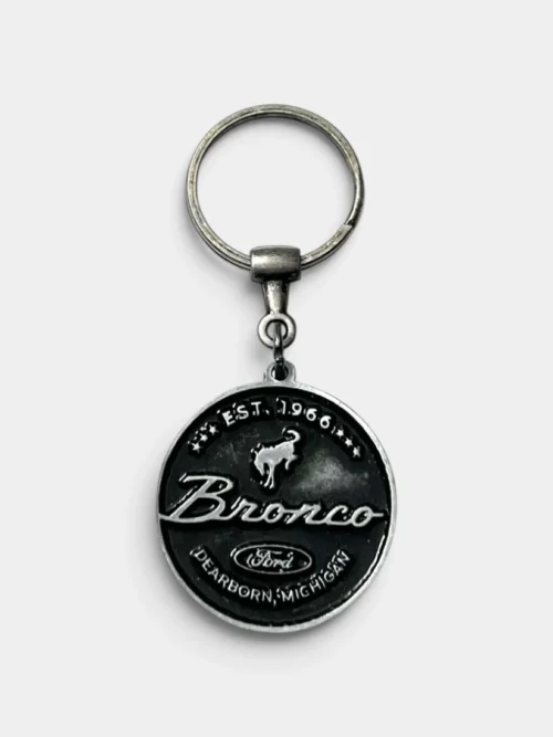FRD0071 Llavero de Metal Bronco Plata Envejecida_ Llavero de Metal Bronco Plata Envejecida